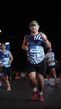 BIB: 1549, 45066
                            <button type="button" onclick="openModal(23106919)" class="btn btn-primary btn-sm float-right btn-popup" data-toggle="modal" data-target=".modal-high-quality">
                        <i class="fas fa-shopping-cart"></i> Add to Cart
                    </button>
                                            <button type="button" onclick="isThisMe(23106919, true)" class="btn btn-success btn-sm float-right btn-popup btn-isme hidden" data-toggle="tooltip" data-placement="bottom" title="นี่คือรูปของคุณใช่ไหม คลิกที่นี่เพื่อเอาเข้าอัลบั้ม">
                        <i class="fas fa-plus"></i> Add to album
                    </button>
                    <button type="button" onclick="isThisMe(23106919, false)" class="btn btn-warning btn-sm float-right btn-popup btn-isnotme hidden">
                        <i class="fas fa-ban"></i> Remove from album
                    </button>